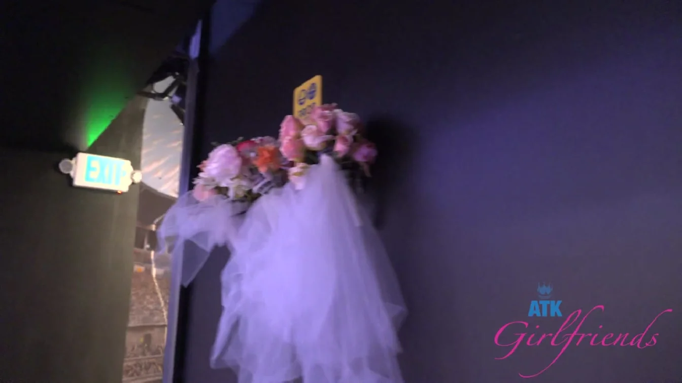 ATKGirlfriends Liiy Winters Wax Museum 1 XXX